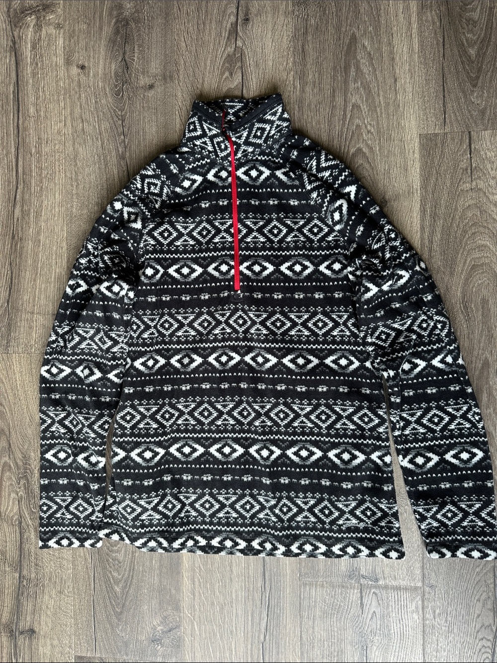 Women’s Eddie Bauer Black & White Patterned Quarter-Zip Fleece with Red Zip
